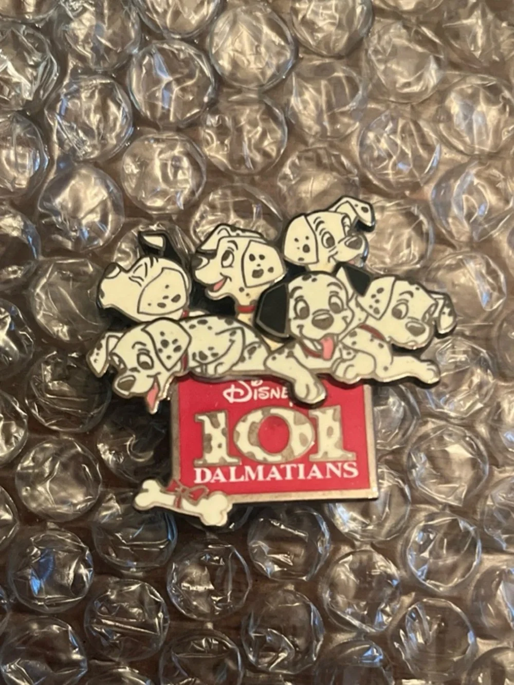 2004 Disney Official Pin Trading 101 Dalmatian Puppies - Picture 3 of 3
